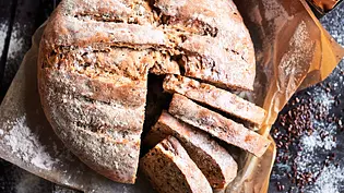 „Laib und Seele“ Dinkel-Leinsamen-Brot Rezept - Foto: LECKER @ Bauer Media Group „Laib und Seele“ Dinkel-Leinsamen-Brot Rezept - Foto: LECKER @ Bauer Media Group