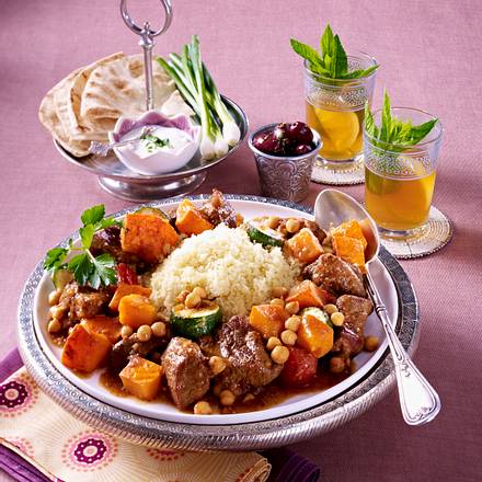 Lamm-Couscous mit Kürbisgemüse Rezept Lamm-Couscous mit Kürbisgemüse Rezept
