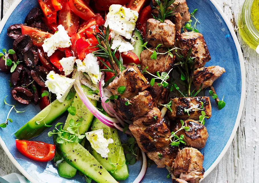 Lamm-Kebab auf Rosmarin-Spießen Rezept Lamm-Kebab auf Rosmarin-Spießen Rezept