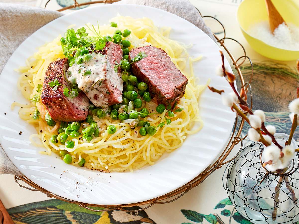 Lamm-Medaillons im Kartoffelschnee-Nest Rezept