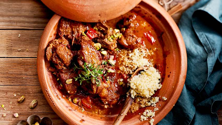 Lamm-Tajine mit Datteln Rezept - Foto: House of Food / Bauer Food Experts KG