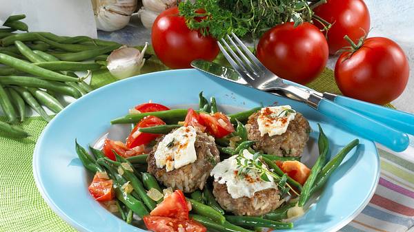 Lammfrikadellen mit Bohnengemüse Rezept - Foto: Maass