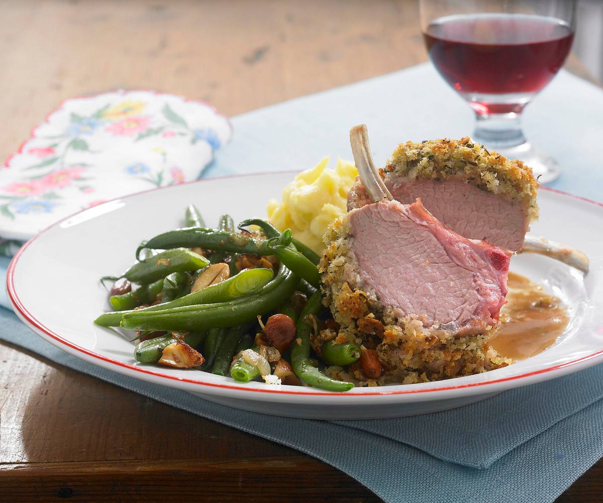 Lammkarree mit Bohnen Rezept