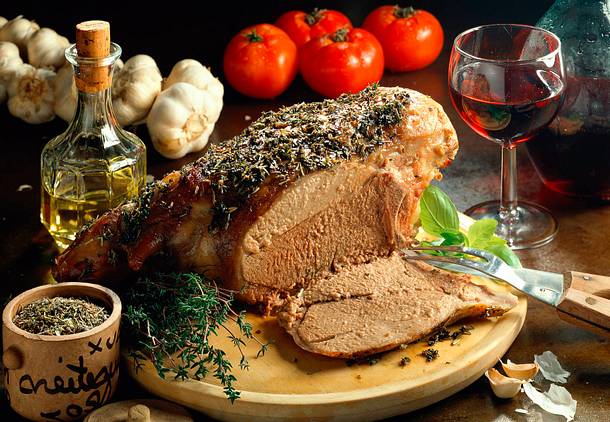 Lammkeule mit Kräutern Rezept