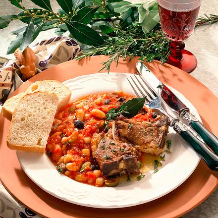 Lammkoteletts auf Tomatensugo Rezept