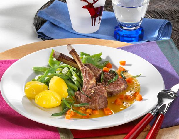 Lammkoteletts mit Möhrensoße Rezept