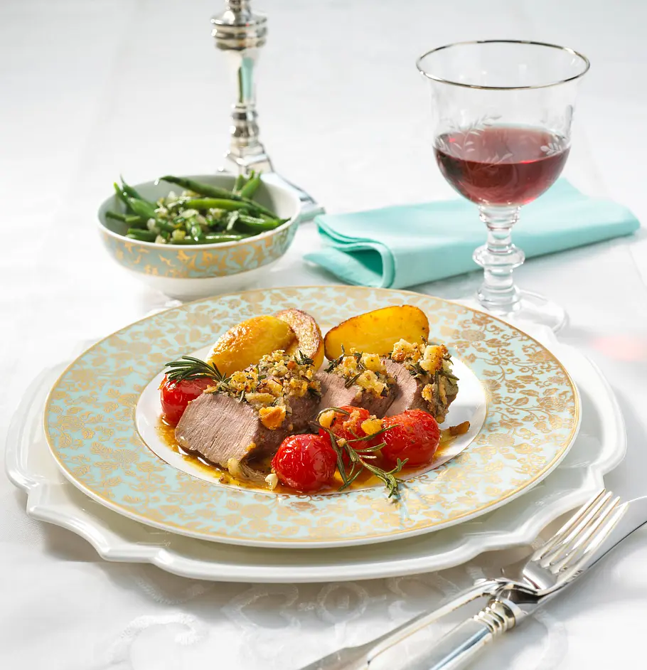 Lammlachse mit Kräuter-Kruste Rezept Lammlachse mit Kräuter-Kruste Rezept