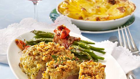 Lammlachse mit Olivenkruste Rezept - Foto: House of Food / Bauer Food Experts KG