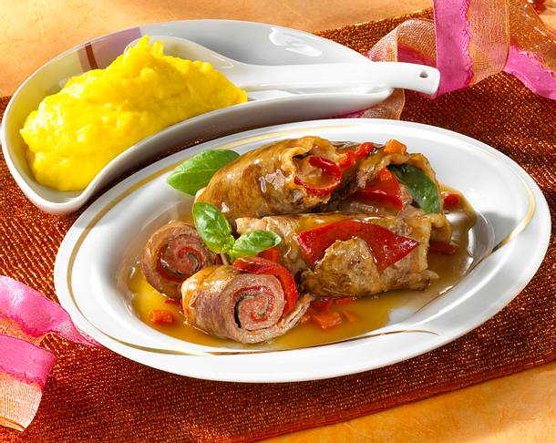 Lammröllchen mit Safran-Kartoffelpüree Rezept Lammröllchen mit Safran-Kartoffelpüree Rezept