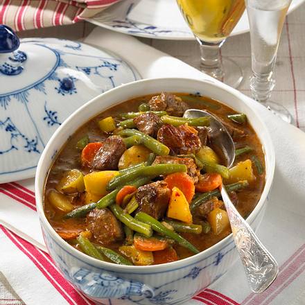 Lammtopf mit grünen Bohnen Rezept Lammtopf mit grünen Bohnen Rezept