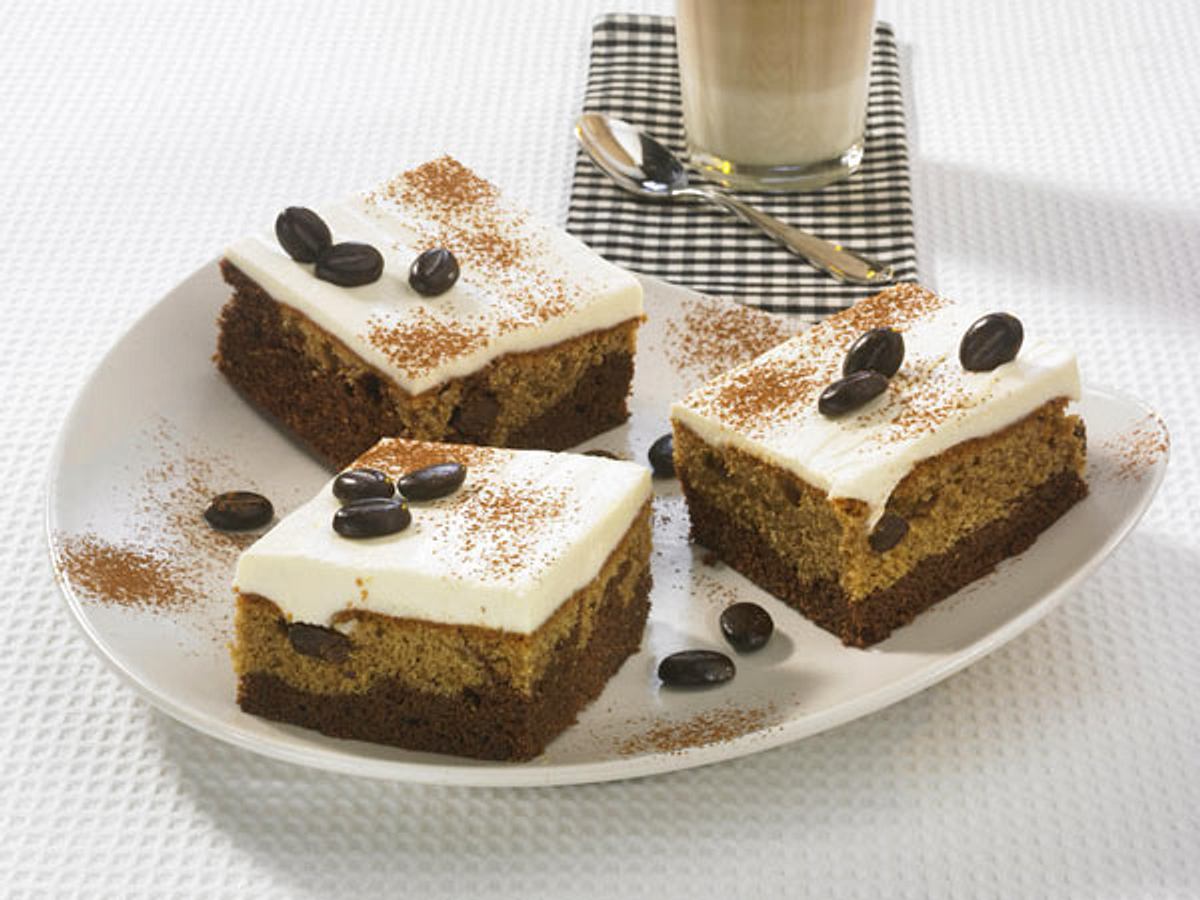 LATTE MACCHIATO KUCHEN VOM BLECH Rezept