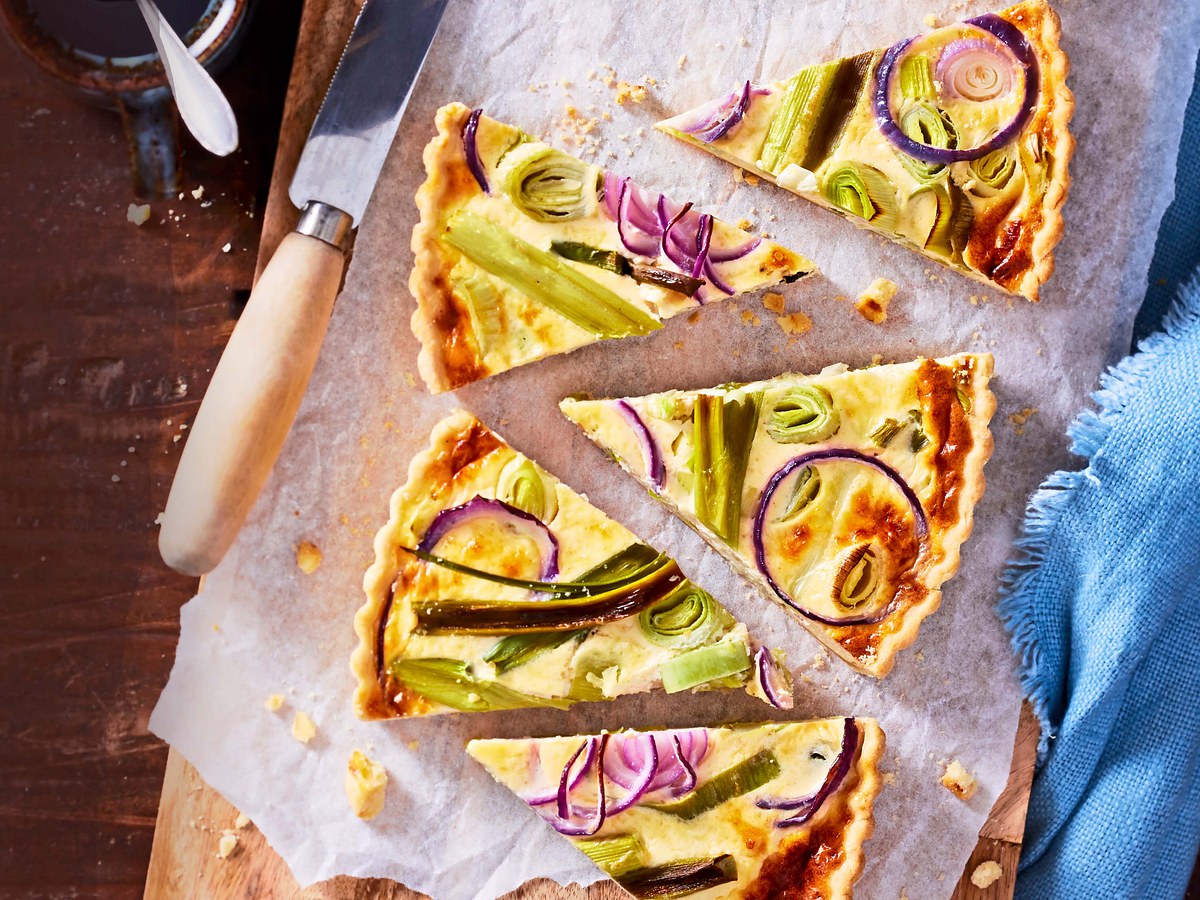 Steirische Lauch-Tarte  zu Vogerlsalat Rezept