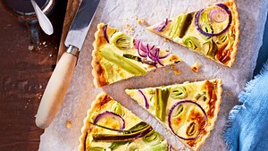 Steirische Lauch-Tarte  zu Vogerlsalat Rezept - Foto: House of Food / Bauer Food Experts KG