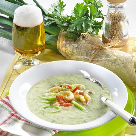 Lauchcremesuppe mit Spätzle Rezept