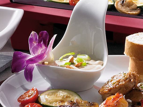 Lauchzwiebel-Erdnuss-Dip Rezept