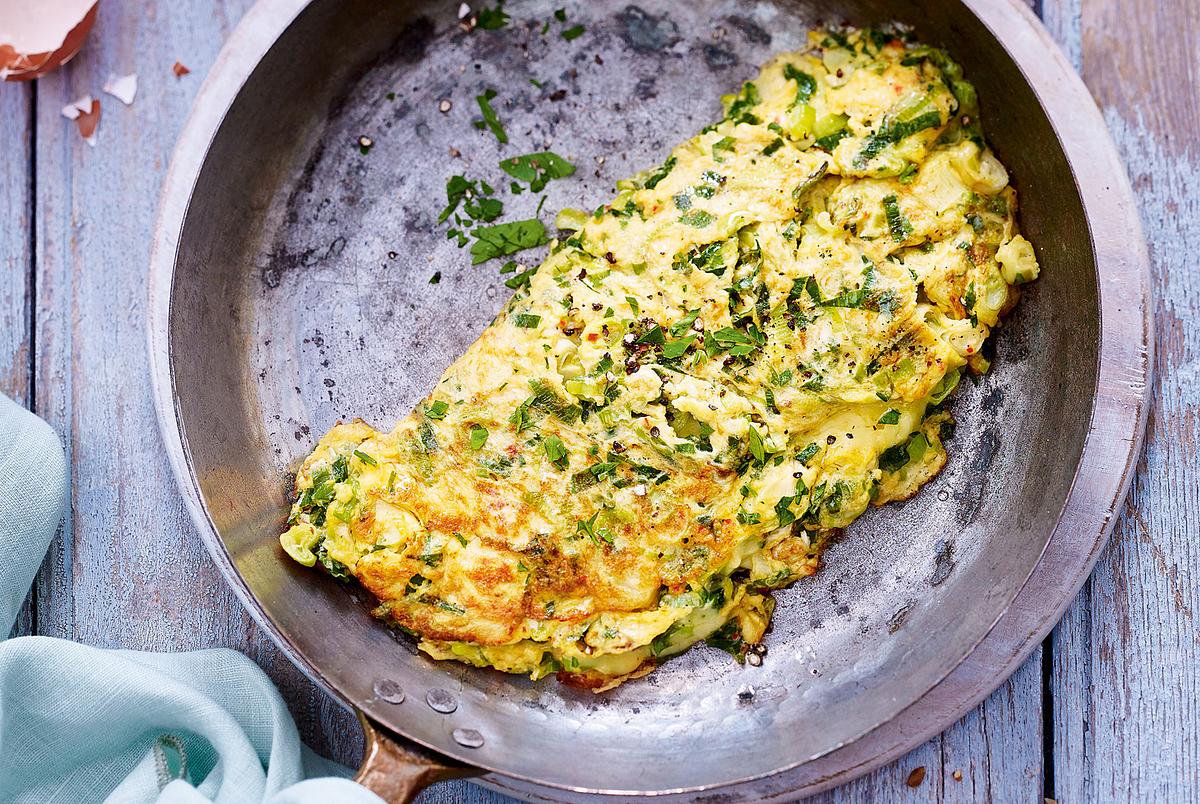 Lauchzwiebel-Omelett Rezept