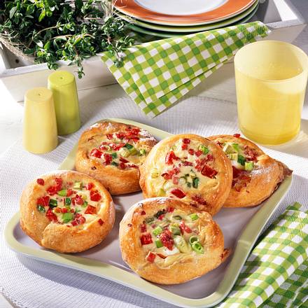 Lauchzwiebel-Pizzen Rezept Lauchzwiebel-Pizzen Rezept