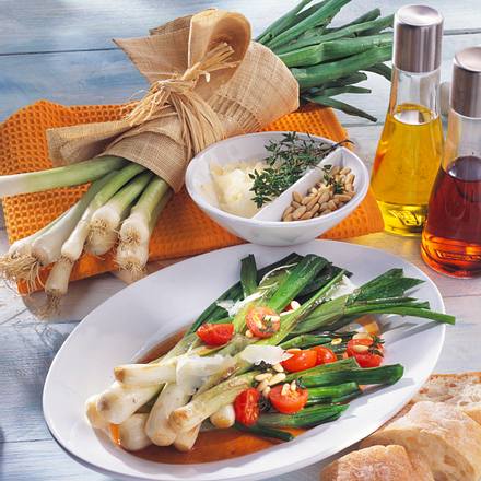 Lauchzwiebeln in Balsamico-Marinade Rezept