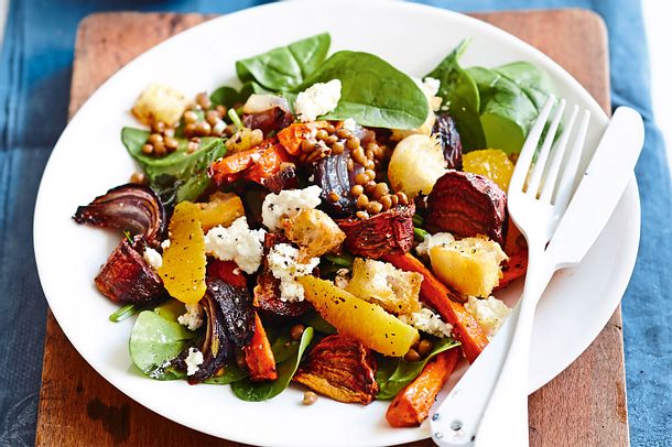 Lauwarmer Gemüsesalat mit Beautyhelfern Rezept