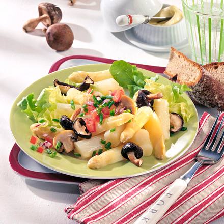 Lauwarmer Spargelsalat Rezept Lauwarmer Spargelsalat Rezept