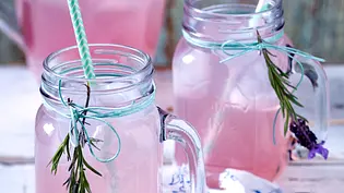 Lavendel-Limonade Rezept - Foto: LECKER @ Bauer Media Group