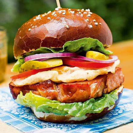 Leberkäsburger mit Ei Rezept Leberkäsburger mit Ei Rezept