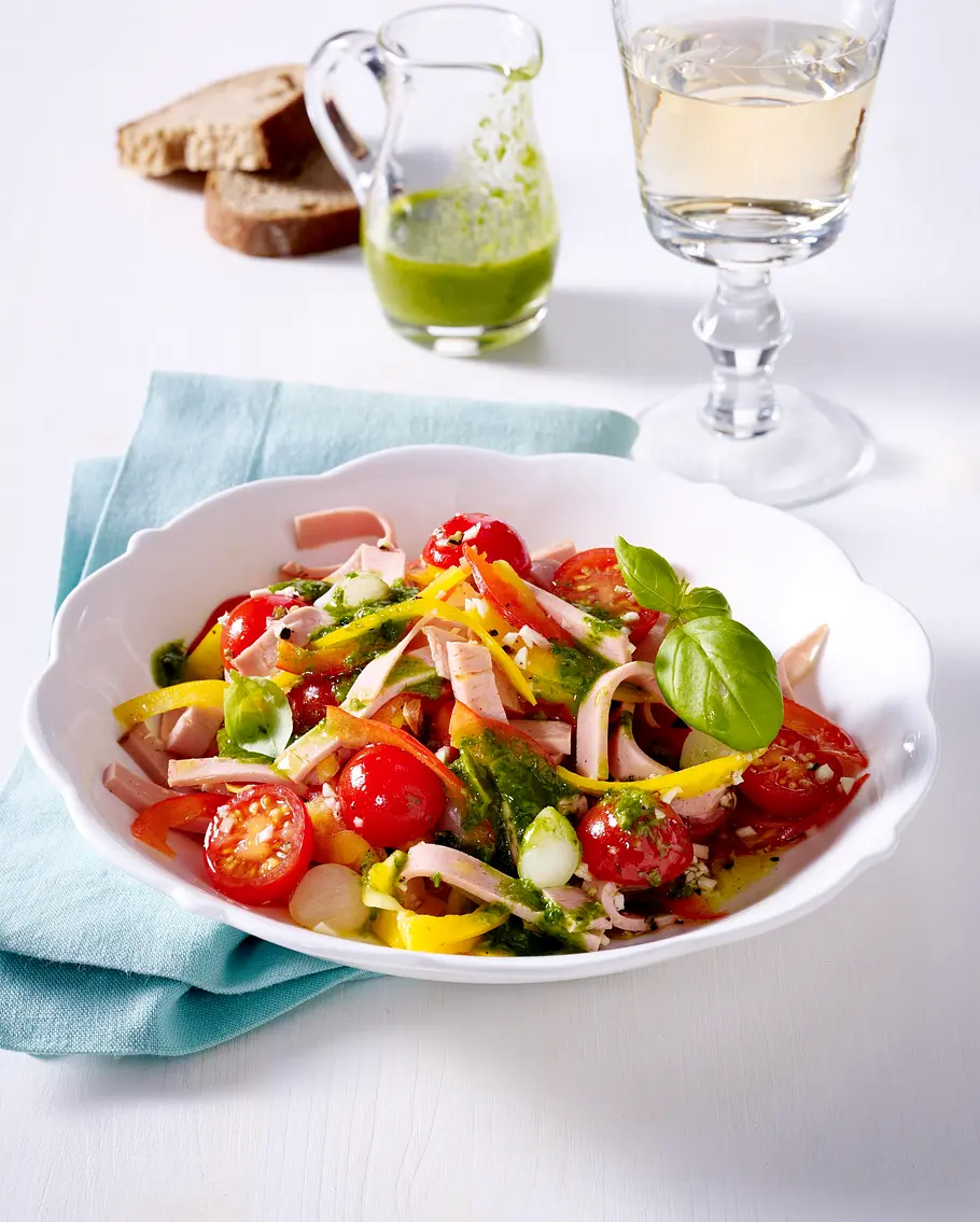 Leberkäse-Paprika-Salat Rezept Leberkäse-Paprika-Salat Rezept