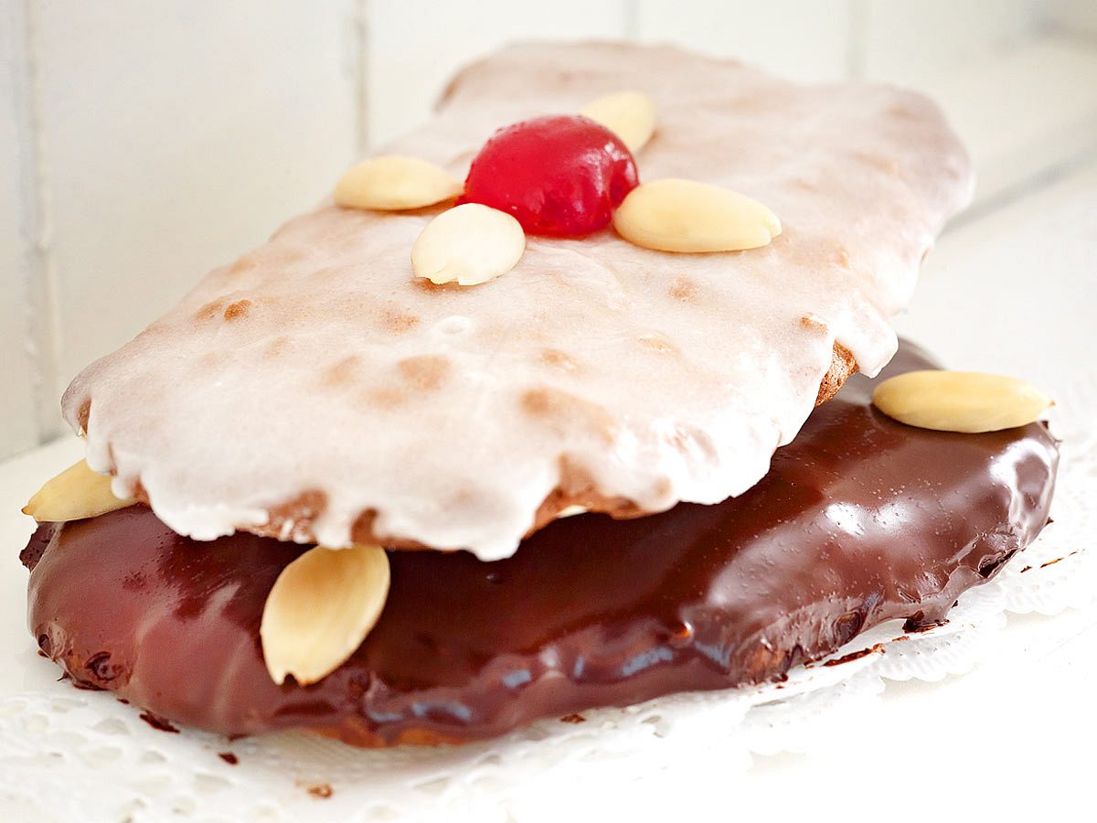 Lebkuchen backen: Lebkuchen mit Zuckerguss und Schokolade