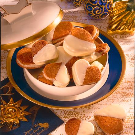 Lebkuchenherzen Rezept Lebkuchenherzen Rezept