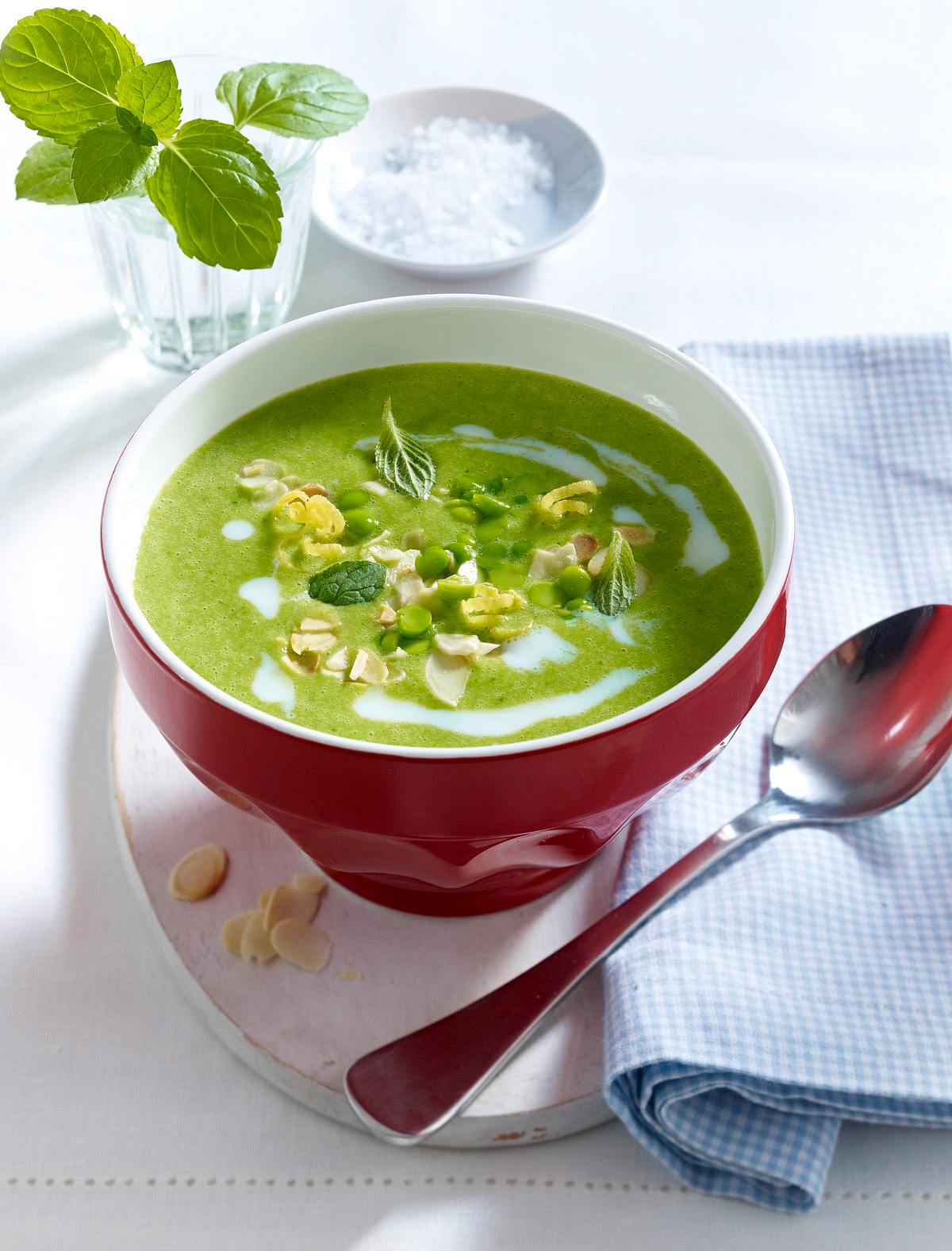 Leichte Erbsencreme-Suppe mit Schinken Rezept