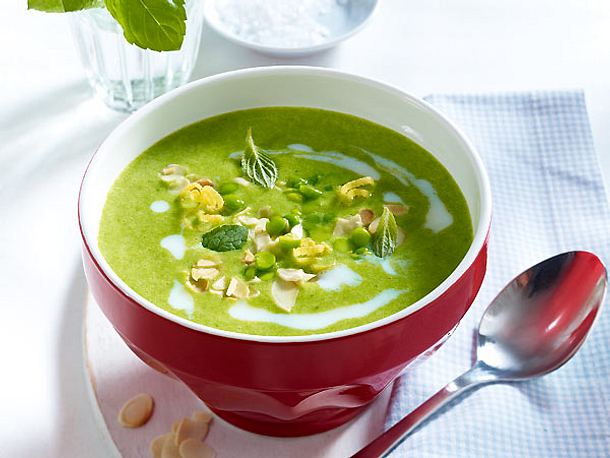 Leichte Erbsencreme-Suppe mit Schinken Rezept Leichte Erbsencreme-Suppe mit Schinken Rezept