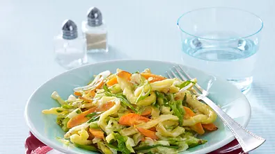 Leichte Käse-Gemüse-Spätzle Rezept - Foto: Weidner, Tim