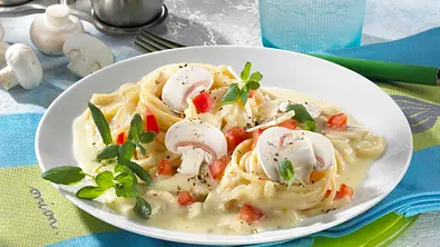 Leichte Pilz-Käse-Soße Rezept - Foto: LECKER @ Bauer Media Group