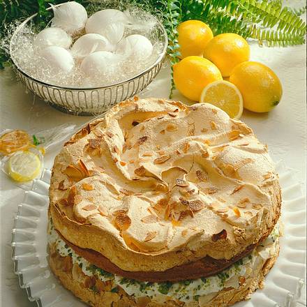 Leichte Zitronentorte Rezept Leichte Zitronentorte Rezept