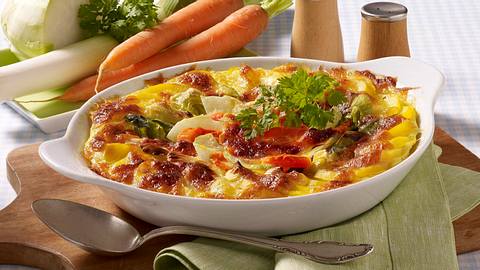 Leichter Kartoffel-Gemüse-Auflauf Rezept - Foto: House of Food / Bauer Food Experts KG