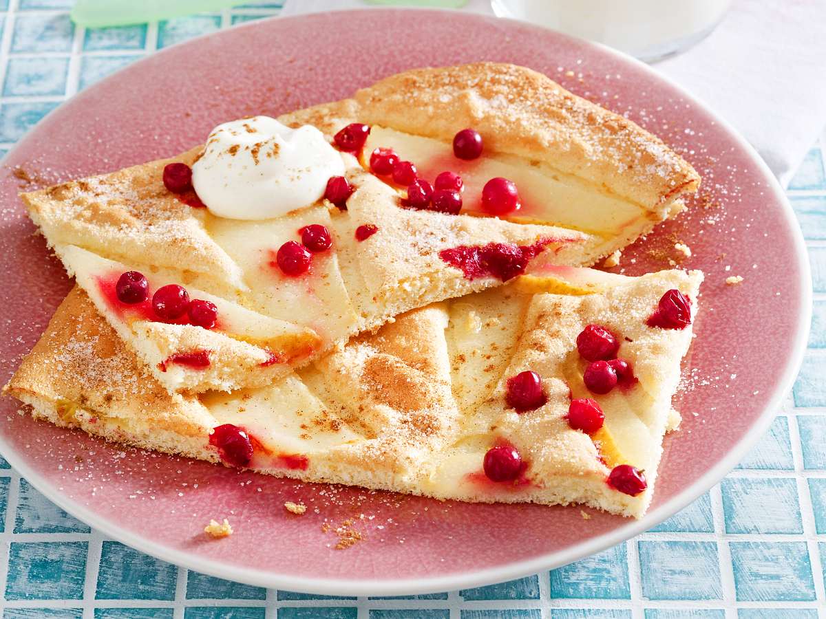 Leichter Ofen-Pfannkuchen mit Vanillecreme Rezept