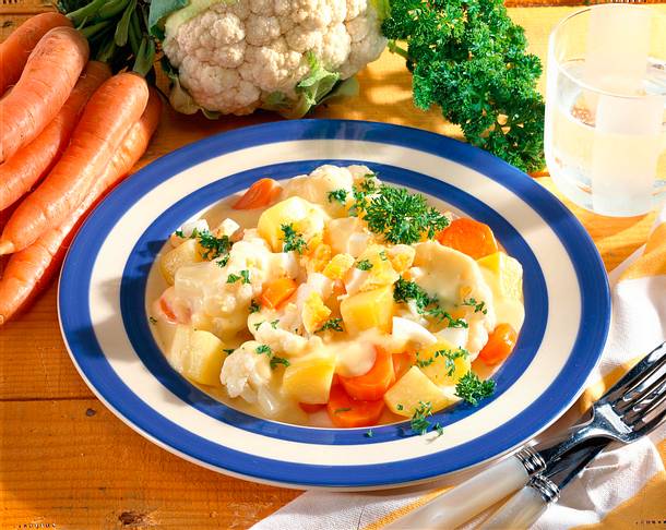 Leichtes Gemüseragout Rezept