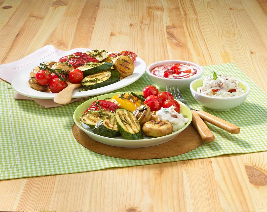 Leichtes Grillgemüse mit zweierlei Dip Rezept