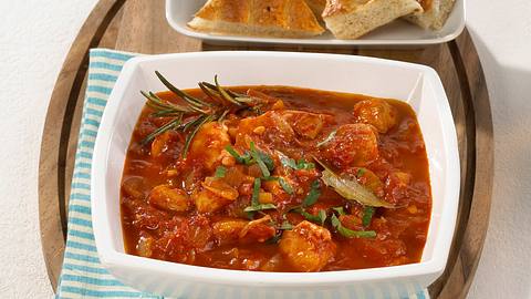 Leichtes Hähnchen-Stifado Rezept - Foto: House of Food / Bauer Food Experts KG