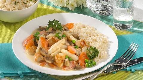 Leichtes Hühnerragout Rezept - Foto: House of Food / Bauer Food Experts KG