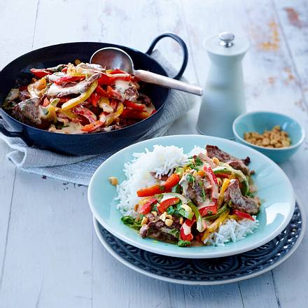 Leichtes Rindergeschnetzeltes mit Kokossoße Rezept Leichtes Rindergeschnetzeltes mit Kokossoße Rezept