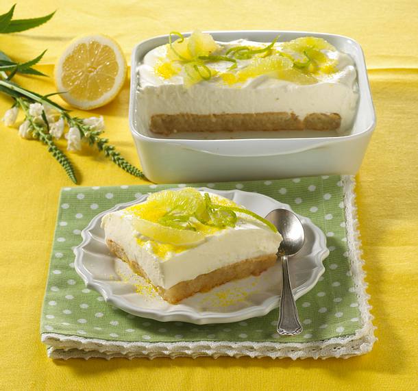 Leichtes Zitrus-Tiramisu Rezept Leichtes Zitrus-Tiramisu Rezept