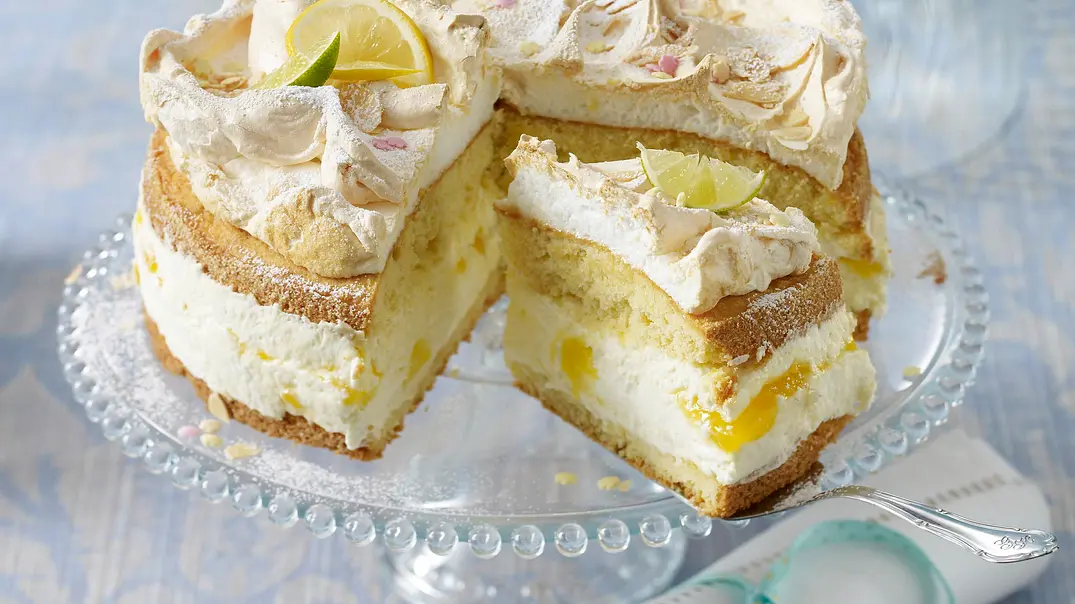 Lemoncurd-Baiser-Kuchen Rezept - Foto: LECKER @ Bauer Media Group