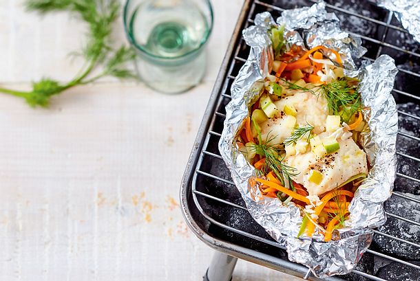 Lengfisch auf Gemüsejulienne Rezept Lengfisch auf Gemüsejulienne Rezept