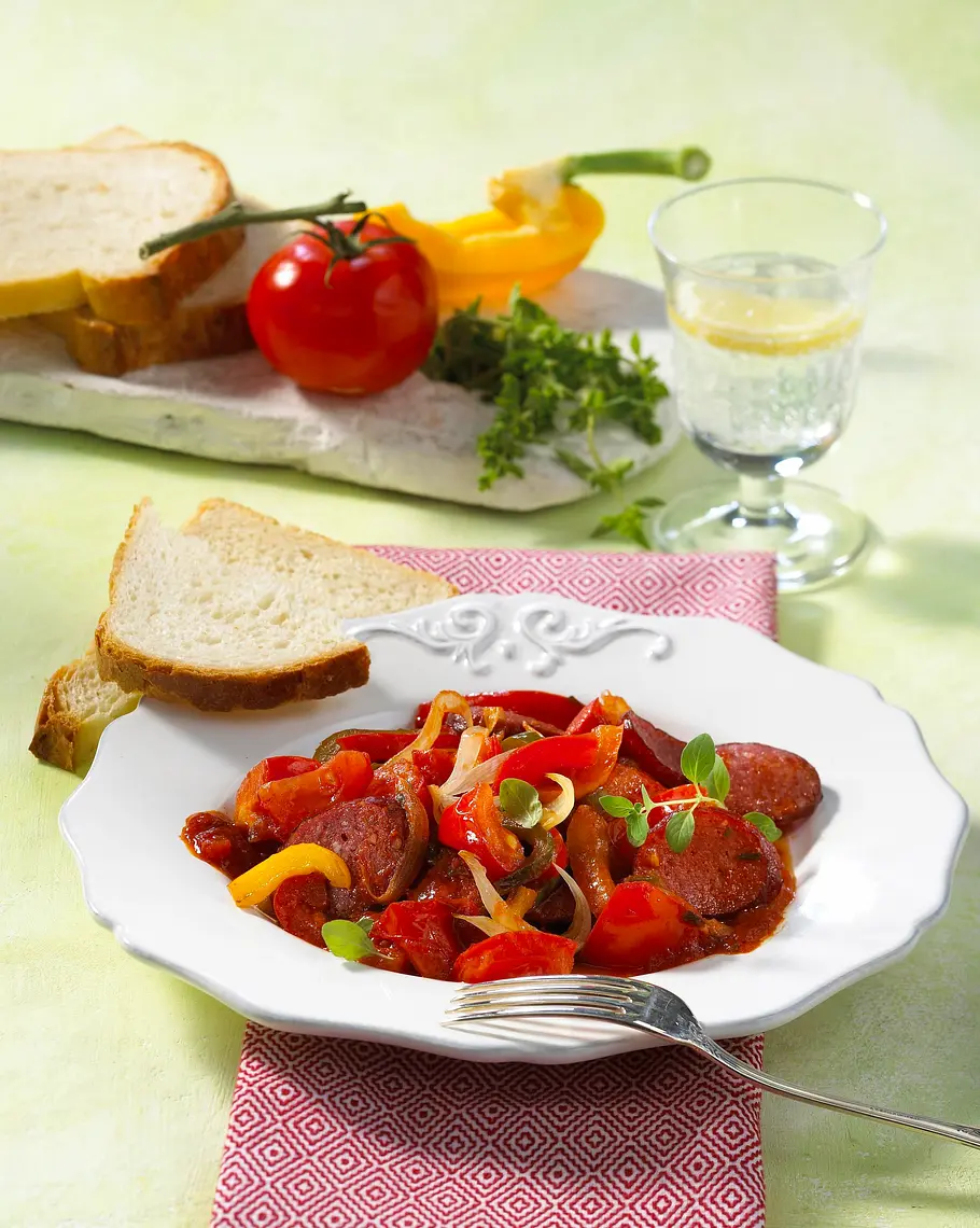 Letscho mit Cabanossi Rezept Letscho mit Cabanossi Rezept
