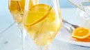 Alkoholische Getränke: Lillet-Orangen-Spritz - Foto: LECKER @ Bauer Media Group Alkoholische Getränke: Lillet-Orangen-Spritz - Foto: LECKER @ Bauer Media Group