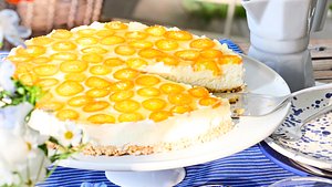 Limetten-Cheesecake mit Kumquatgel Rezept - Foto: House of Food / Bauer Food Experts KG