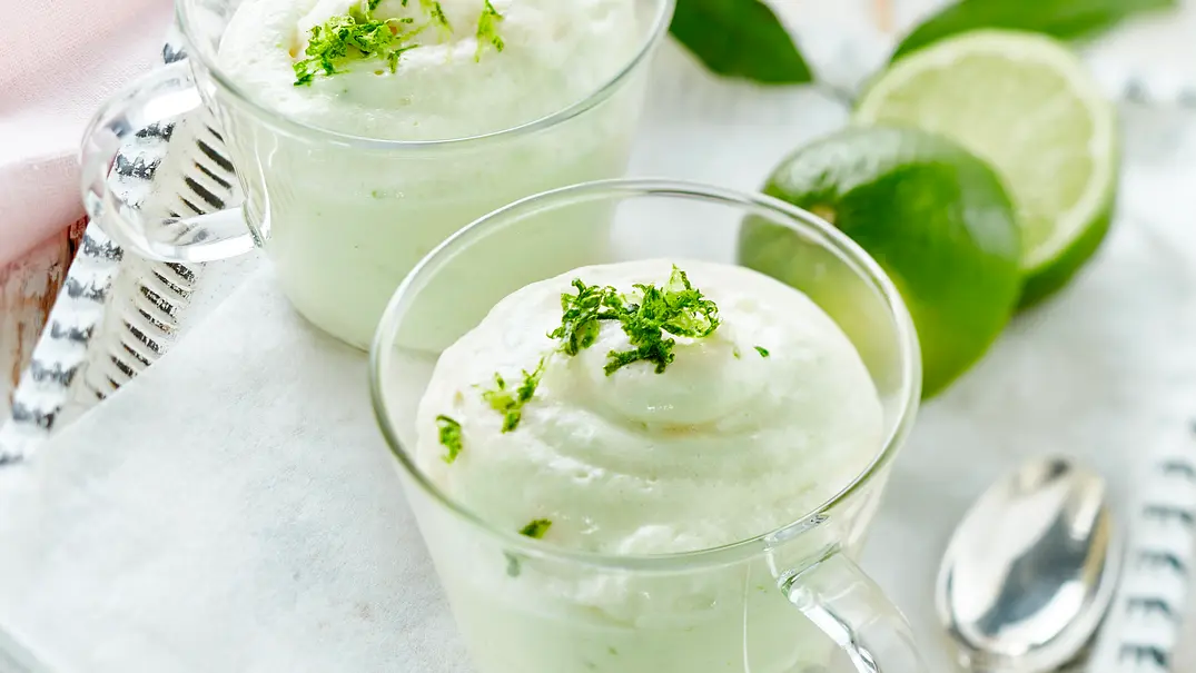 Limetten-Mousse Rezept - Foto: LECKER @ Bauer Media Group Limetten-Mousse Rezept - Foto: LECKER @ Bauer Media Group