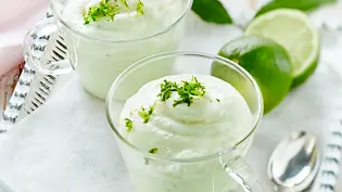 Limetten-Mousse Rezept - Foto: LECKER @ Bauer Media Group Limetten-Mousse Rezept - Foto: LECKER @ Bauer Media Group