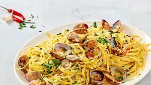 Linguine alle Vongole Rezept - Foto: House of Food / Bauer Food Experts KG